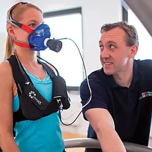 Foto Frau im Lehrgang Health Coach Fitness